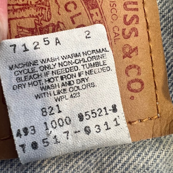 Levi's | Vintage 70517 Trucker Light Wash Denim Vest Small 90s Classic Western - Picture 6 of 10